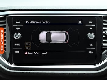 Used Volkswagen T-Roc 2022 for sale - 76641936: Photo