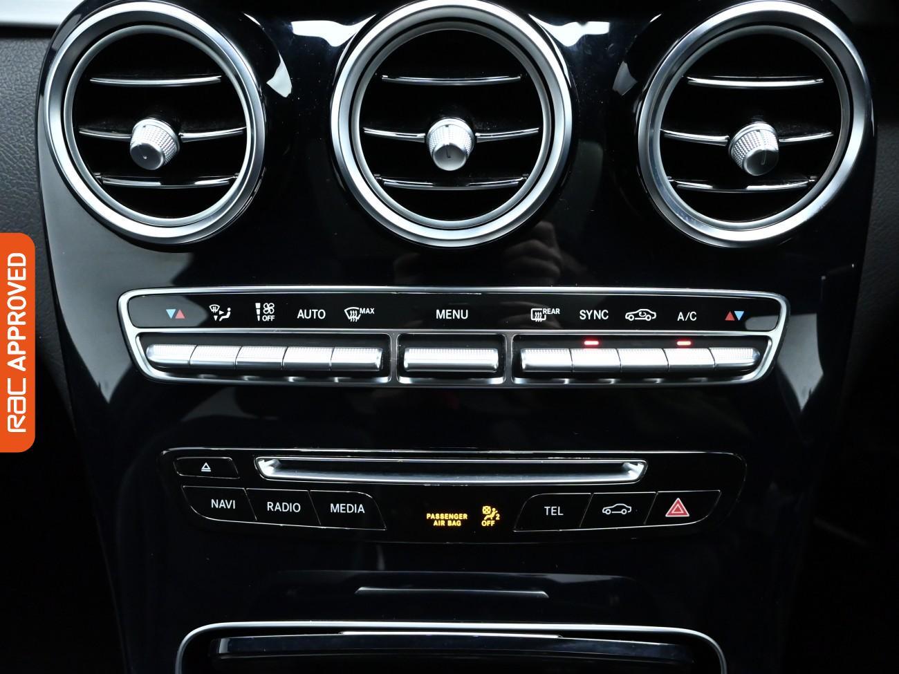 Used Mercedes-Benz GLC 2018 for sale - 75918417: Photo 17