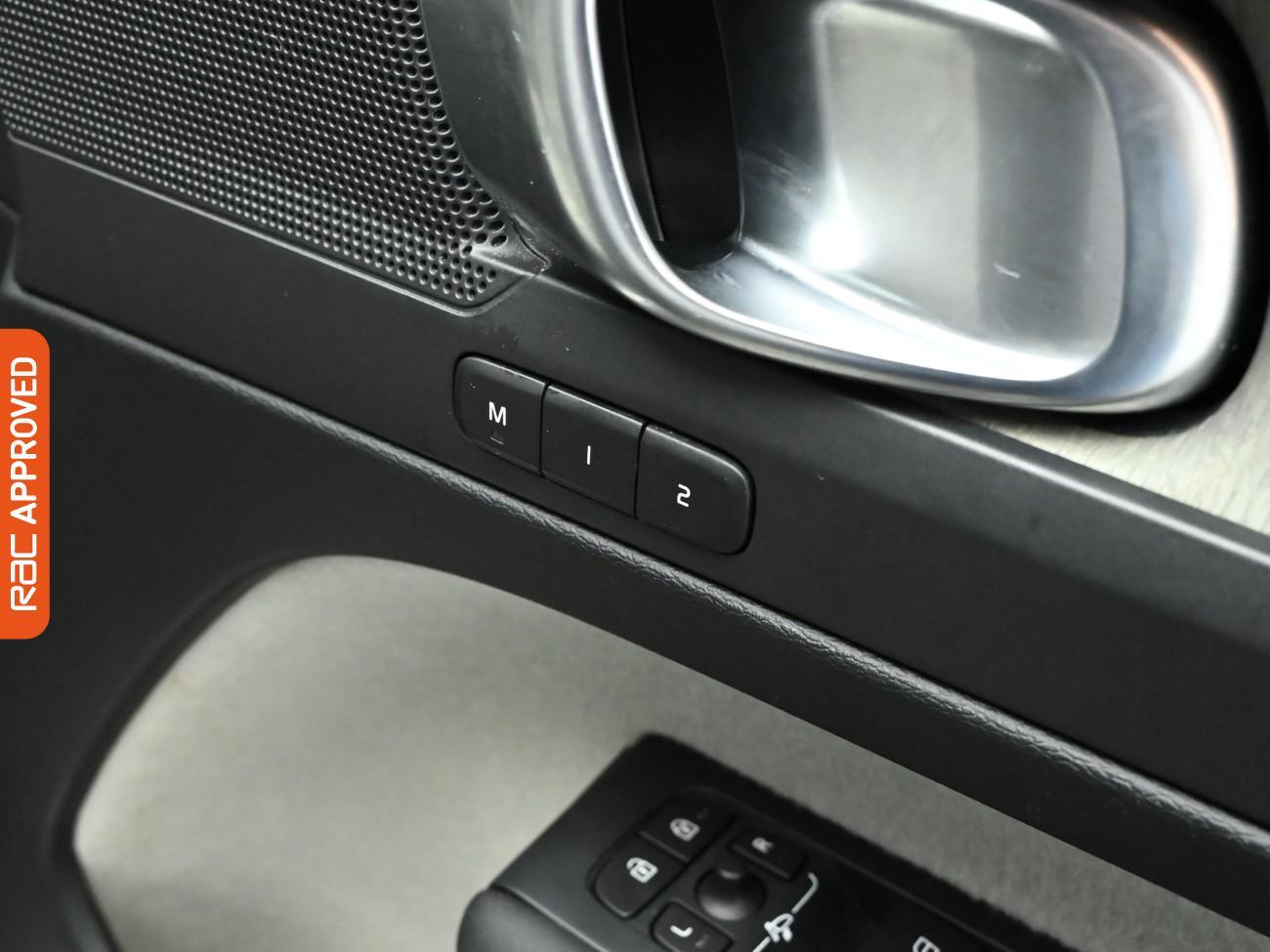 Used Volvo XC40 2019 for sale - 76611837: Photo 15