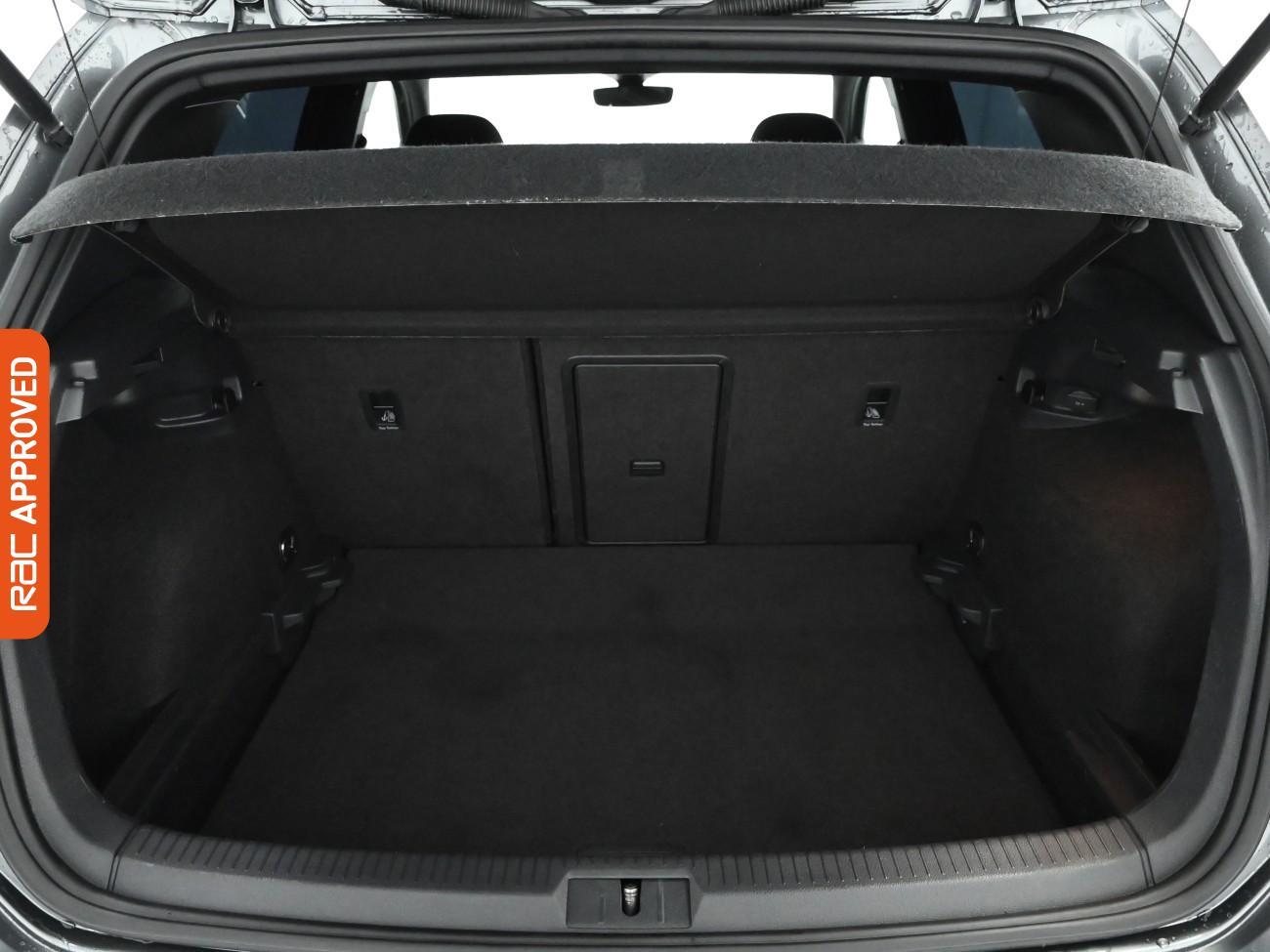 Used Volkswagen Golf 2019 for sale - 77520322: Photo 26