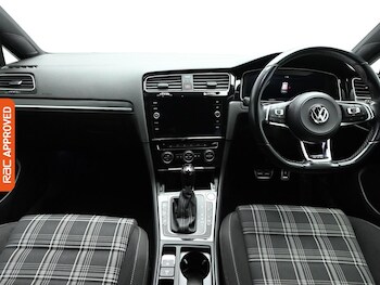 Used Volkswagen Golf 2019 for sale - 77520322: Photo