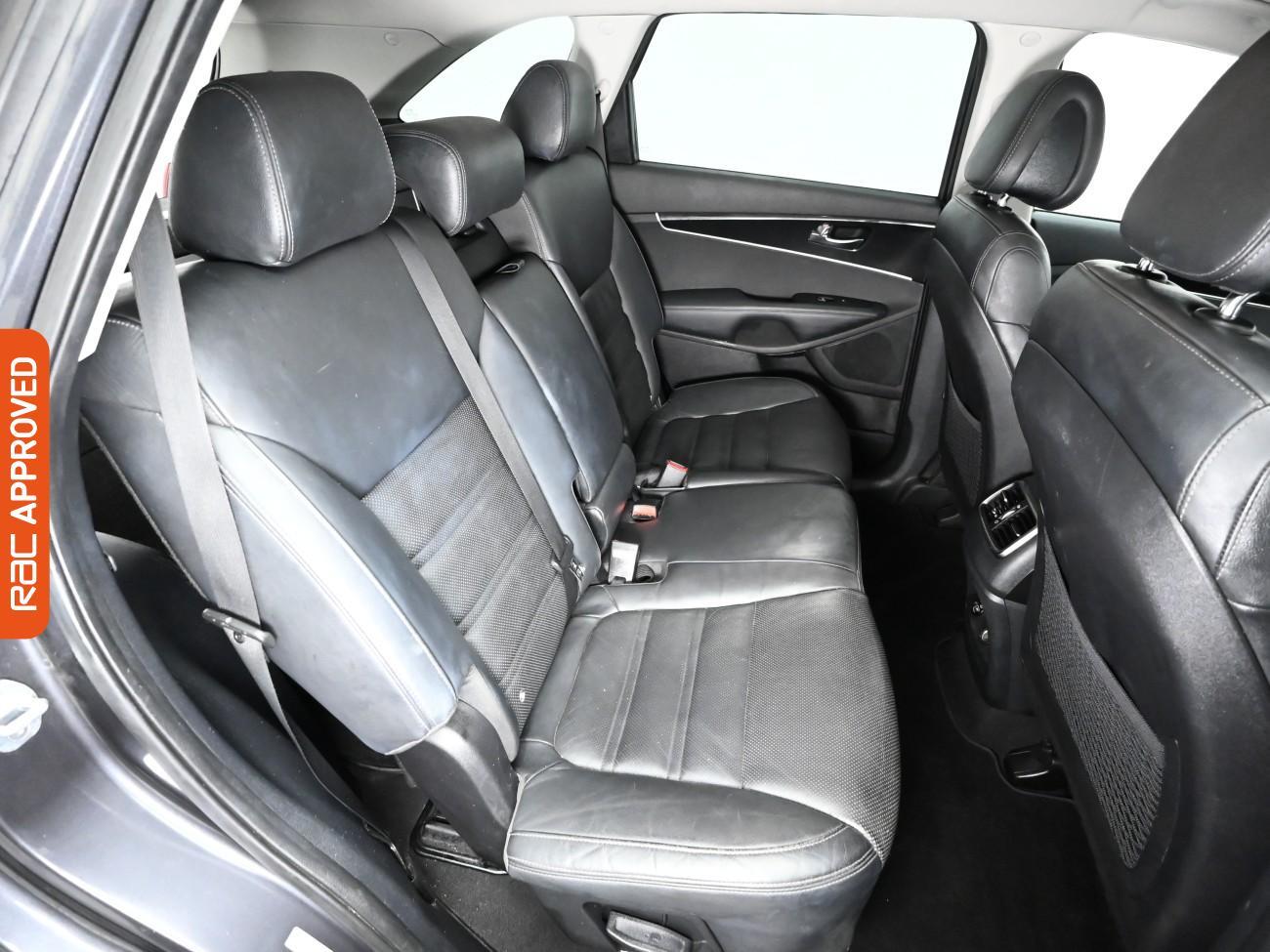 Used Kia Sorento 2017 for sale - 76540983: Photo 13