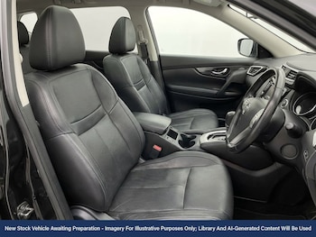 Used Nissan Qashqai 2017 for sale - 77257772: Photo