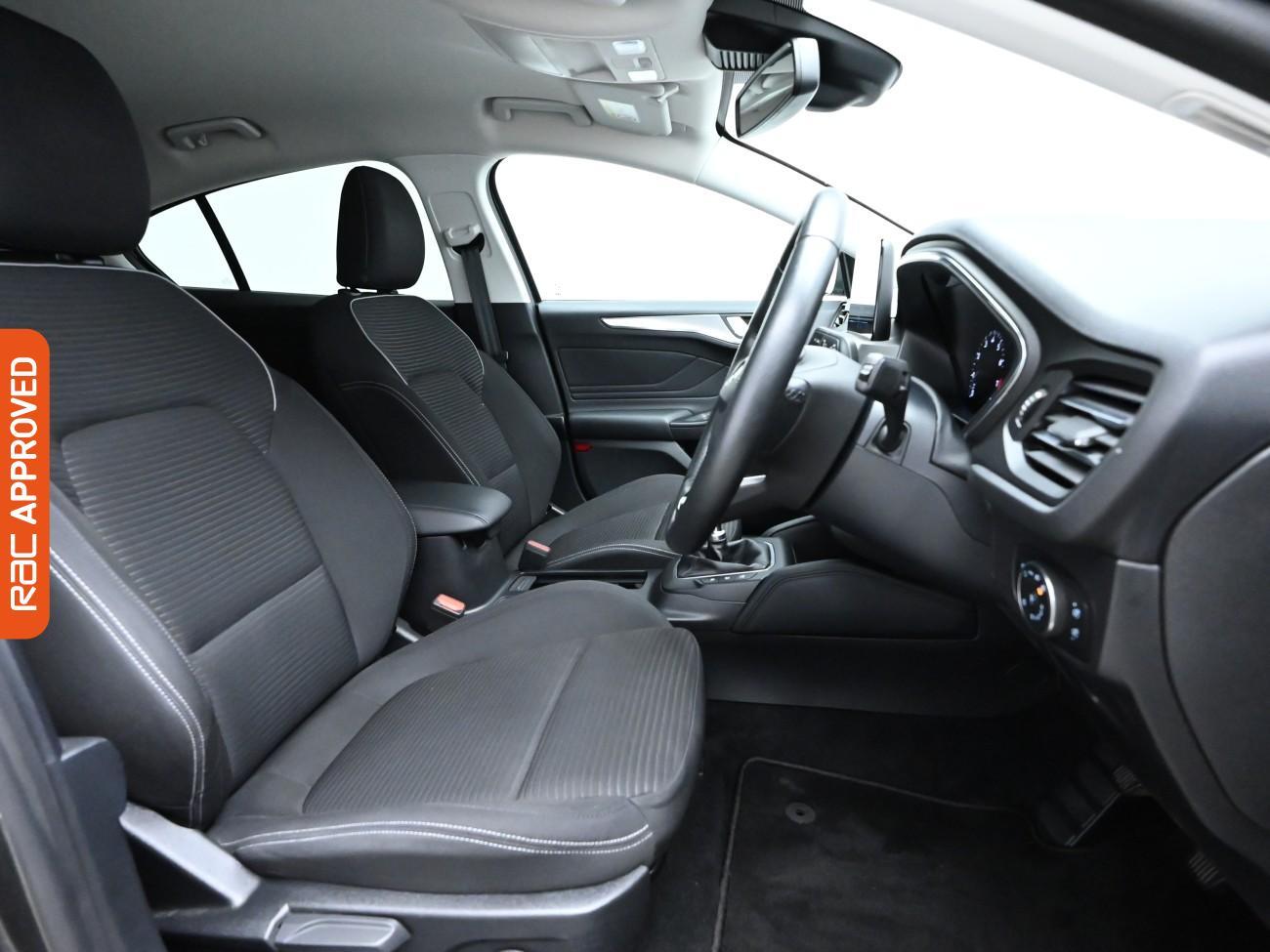 Used Ford Focus 2019 for sale - 76088306: Photo 12