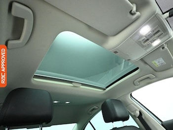 Used Volkswagen Passat 2017 for sale - 77743678: Photo