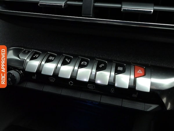 Used Peugeot 3008 2018 for sale - 76022569: Photo 25