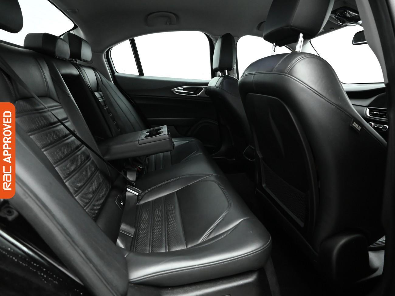 Used Alfa Romeo Giulia 2017 for sale - 77582699: Photo 13