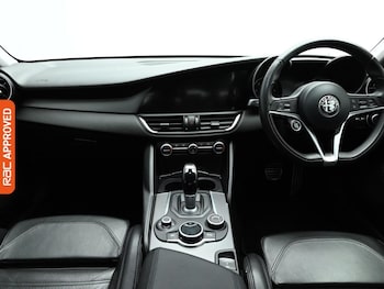 Used Alfa Romeo Giulia 2017 for sale - 77582699: Photo