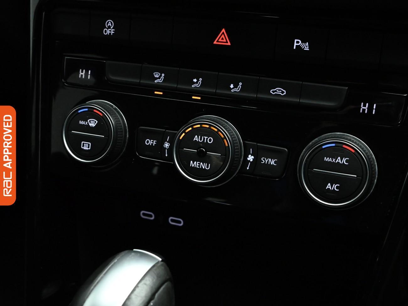 Used Volkswagen T-Roc 2021 for sale - 77582857: Photo 19