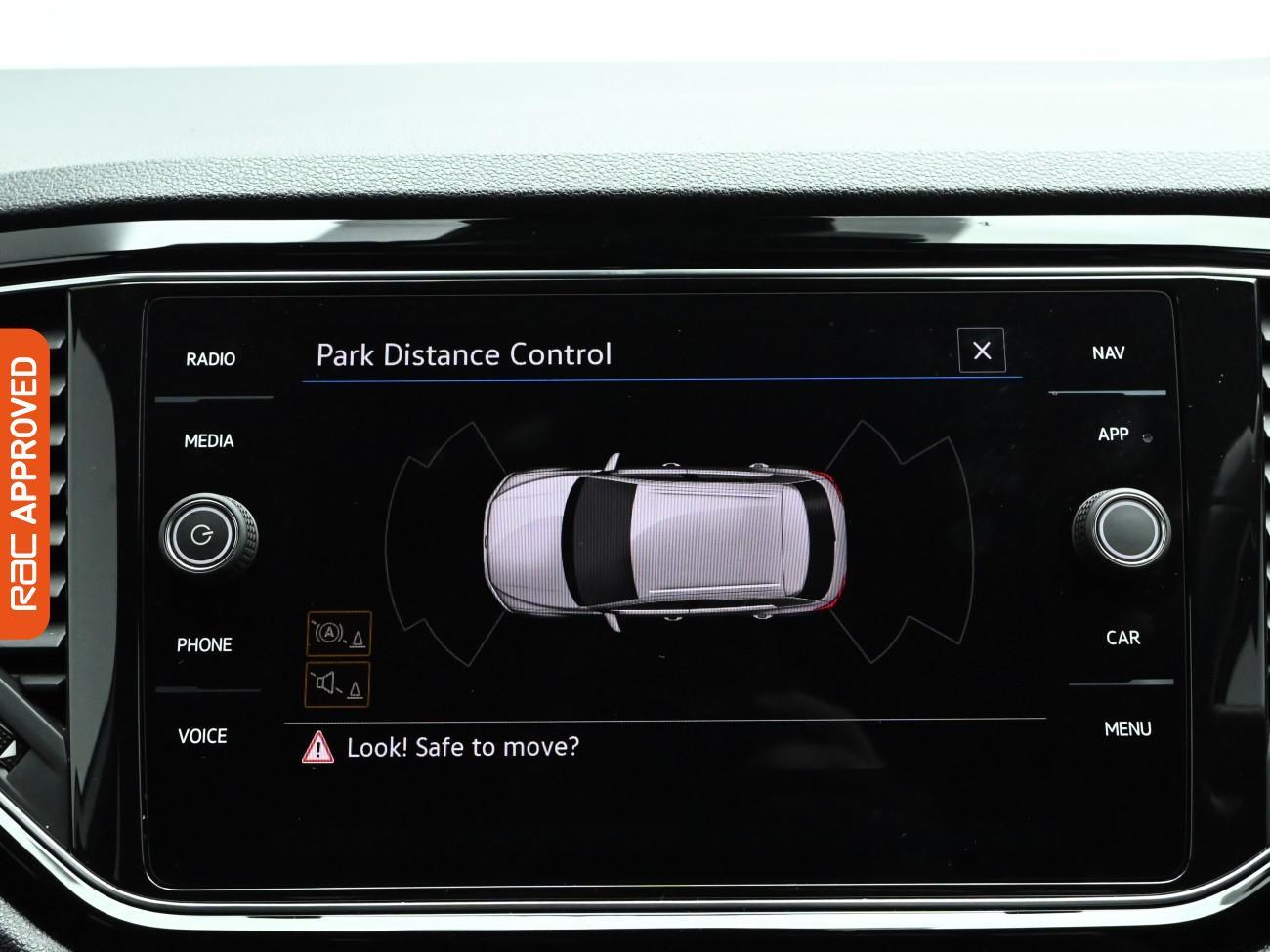 Used Volkswagen T-Roc 2021 for sale - 77582857: Photo 3