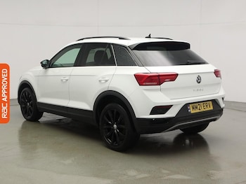 Used Volkswagen T-Roc 2021 for sale - 77582857: Photo