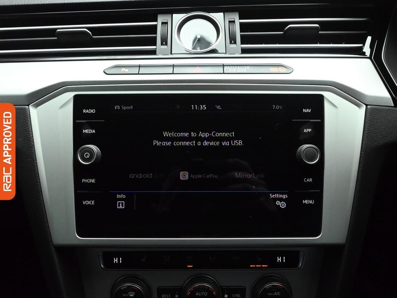 Used Volkswagen Passat 2018 for sale - 76723899: Photo 15