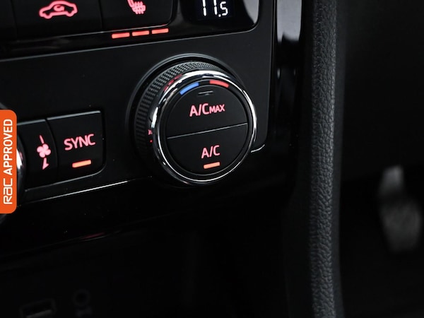 Used SEAT Ateca 2018 for sale - 76206949: Photo 17
