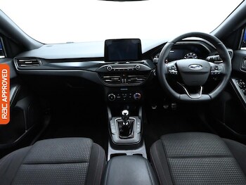 Used Ford Focus 2020 for sale - 76495463: Photo