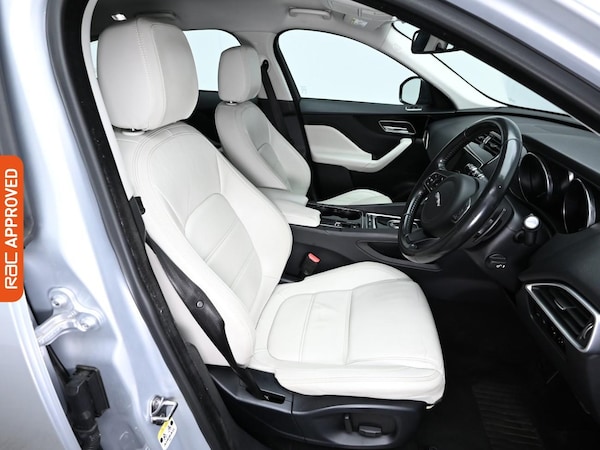Used Jaguar F-Pace 2017 for sale - 75690350: Photo 12