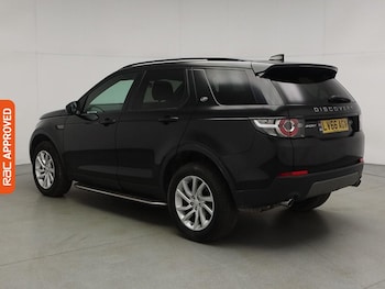 Used Land Rover Discovery Sport 2016 for sale - 75931373: Photo