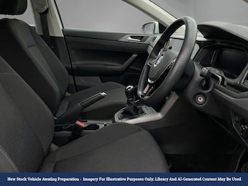 Used Volkswagen Polo 2018 for sale - 79228018: Photo