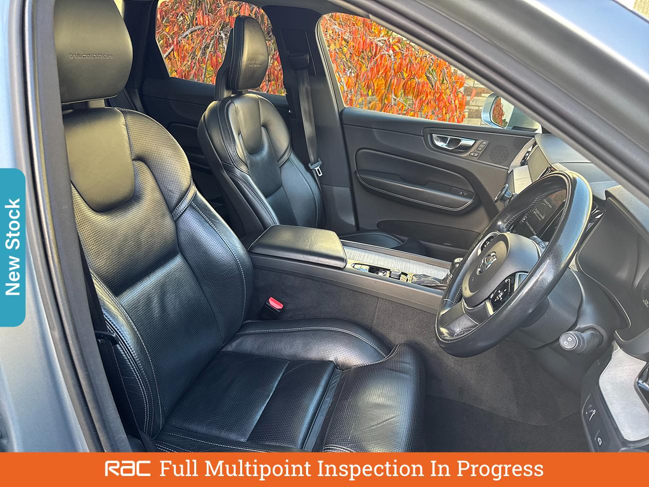 Used Volvo XC60 2018 for sale - 76515920: Photo 3