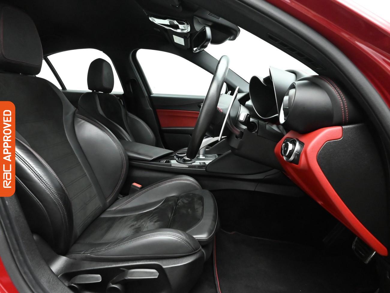 Used Alfa Romeo Giulia 2017 for sale - 76508957: Photo 12