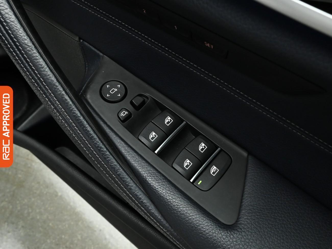 Used BMW 5 Series 2017 for sale - 77286858: Photo 29