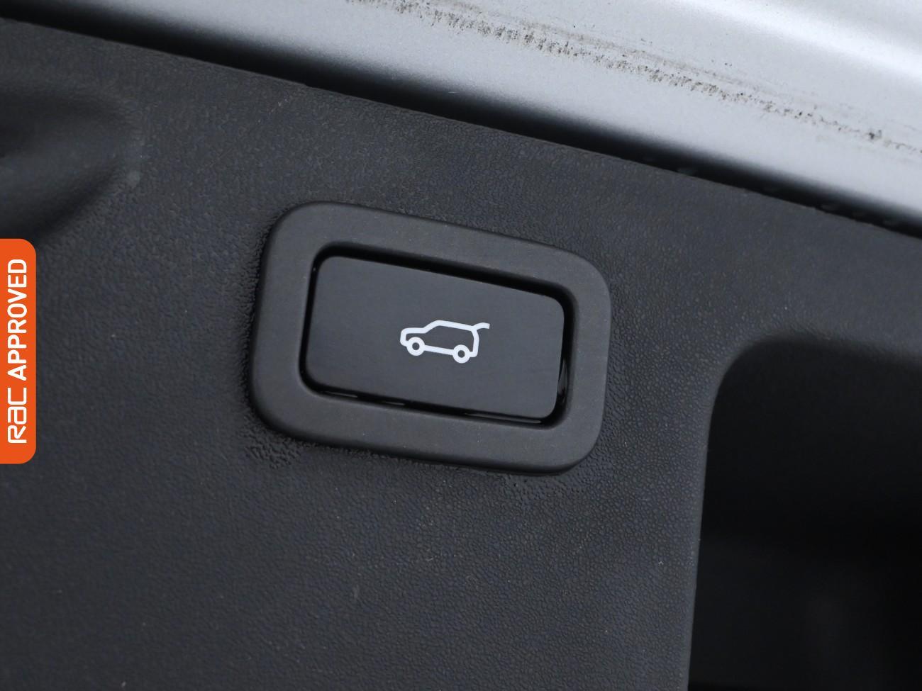 Used Land Rover Discovery Sport 2016 for sale - 76558114: Photo 14