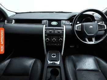 Used Land Rover Discovery Sport 2016 for sale - 76558114: Photo