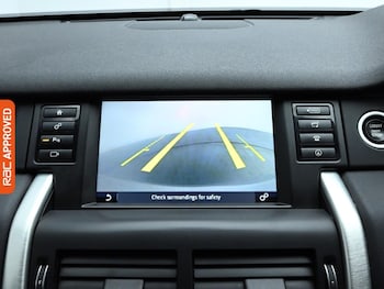 Used Land Rover Discovery Sport 2016 for sale - 76558114: Photo