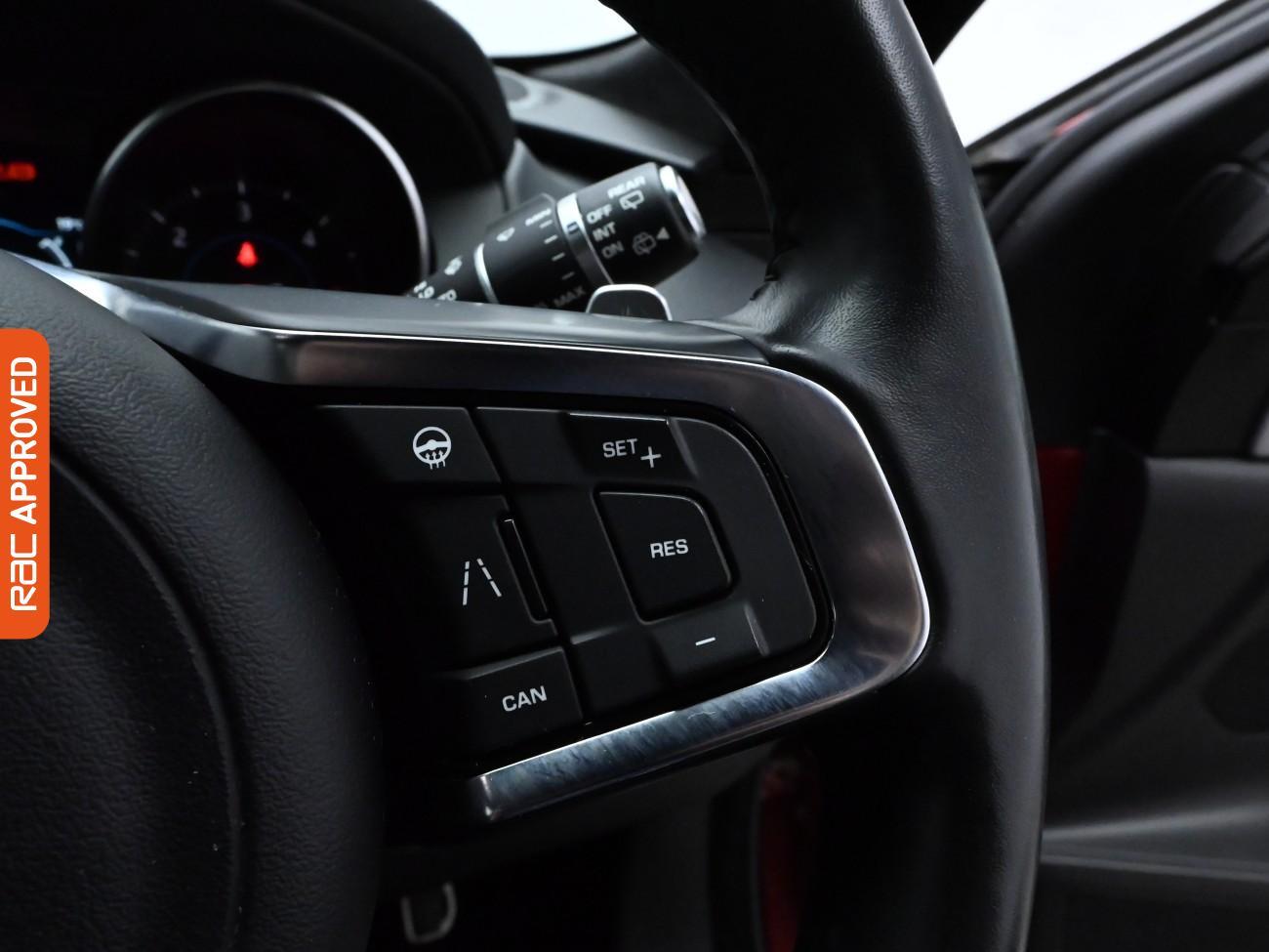 Used Jaguar F-Pace 2019 for sale - 76133635: Photo 25