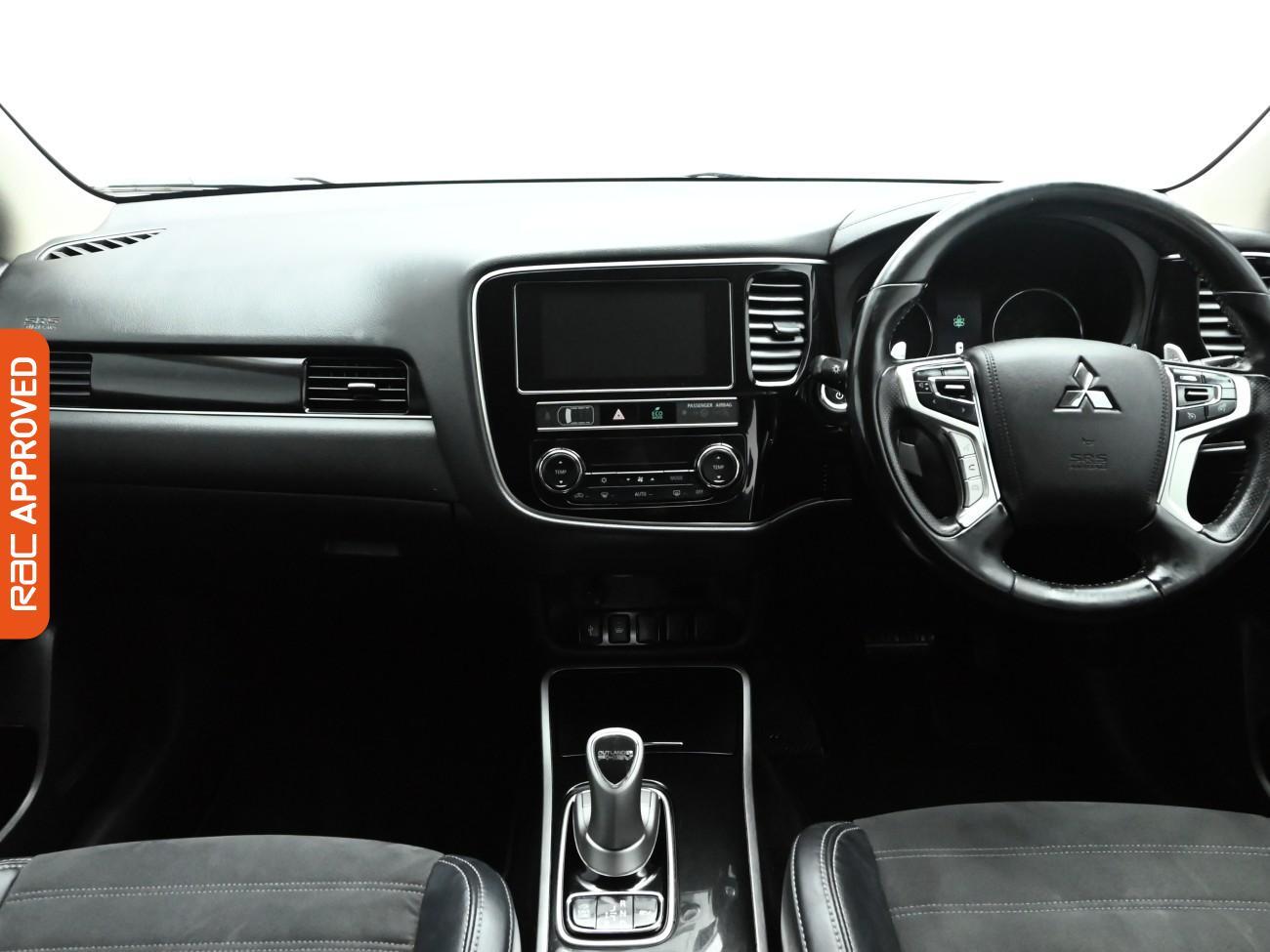 Used Mitsubishi Outlander 2018 for sale - 76750746: Photo 2