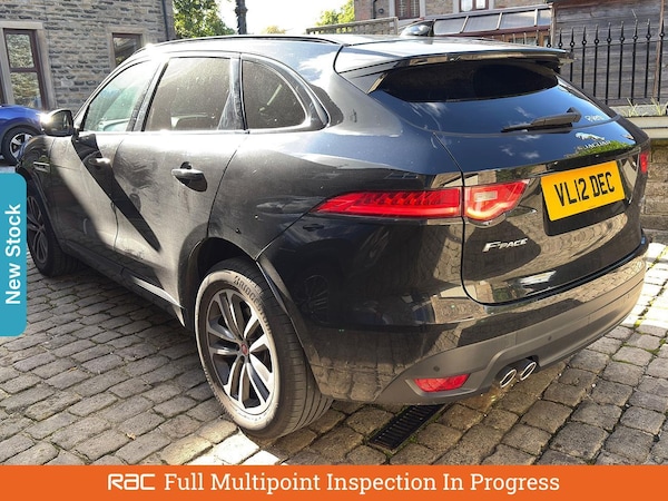 Used Jaguar F-Pace 2016 for sale - 76230716: Photo 2