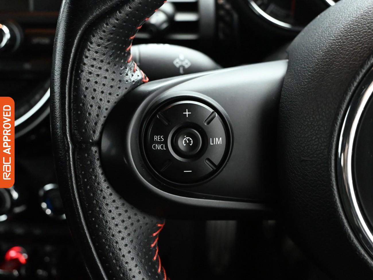 Used MINI Hatch 2017 for sale - 77582636: Photo 18