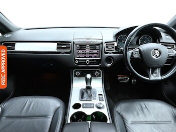 Used Volkswagen Touareg 2015 for sale - 77275276: Photo