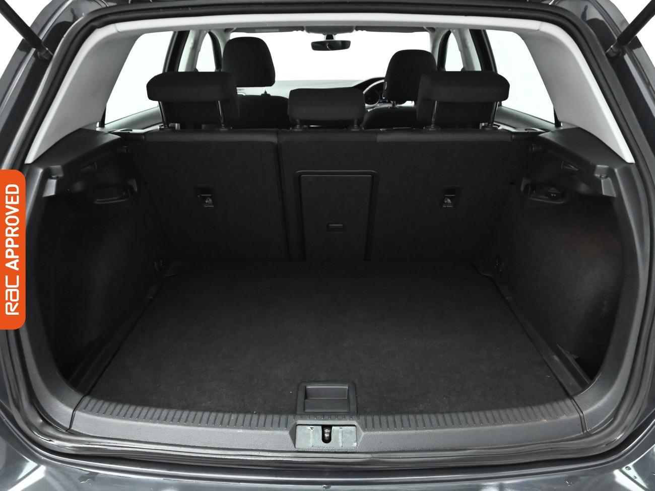 Used Volkswagen Golf 2018 for sale - 77287014: Photo 25