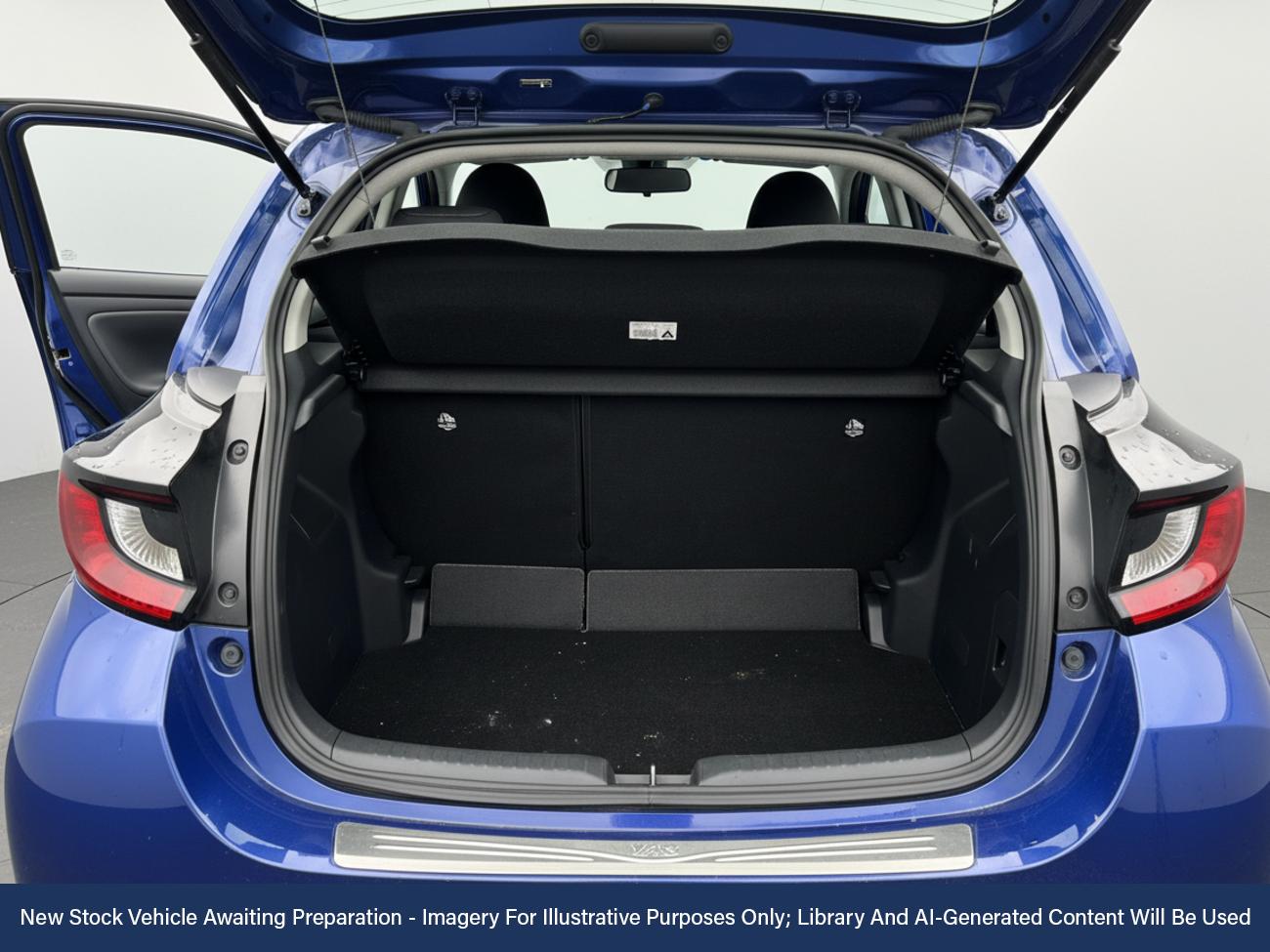 Used Toyota Yaris 2023 for sale - 76705552: Photo 7