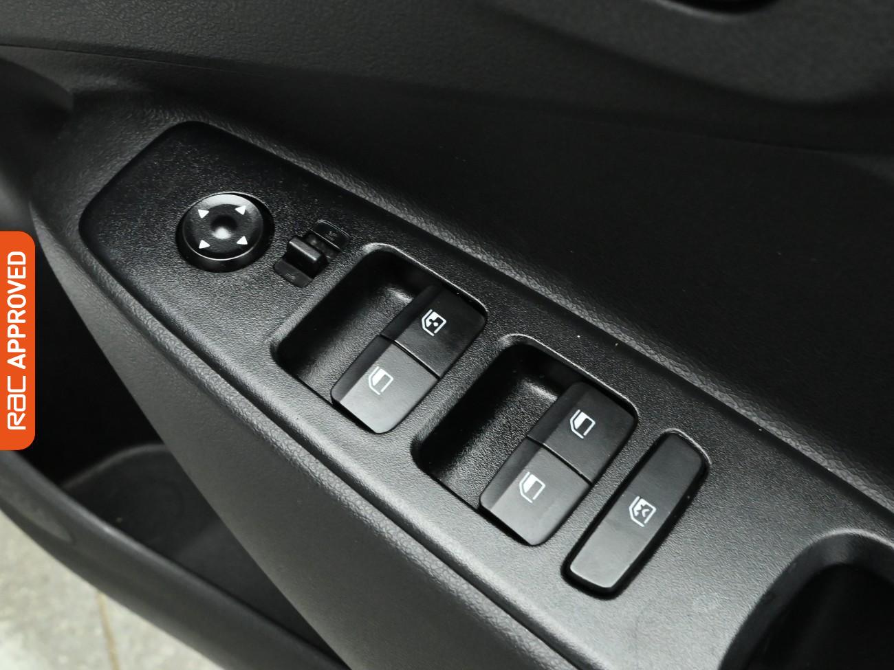 Used Hyundai i10 2021 for sale - 76697560: Photo 24