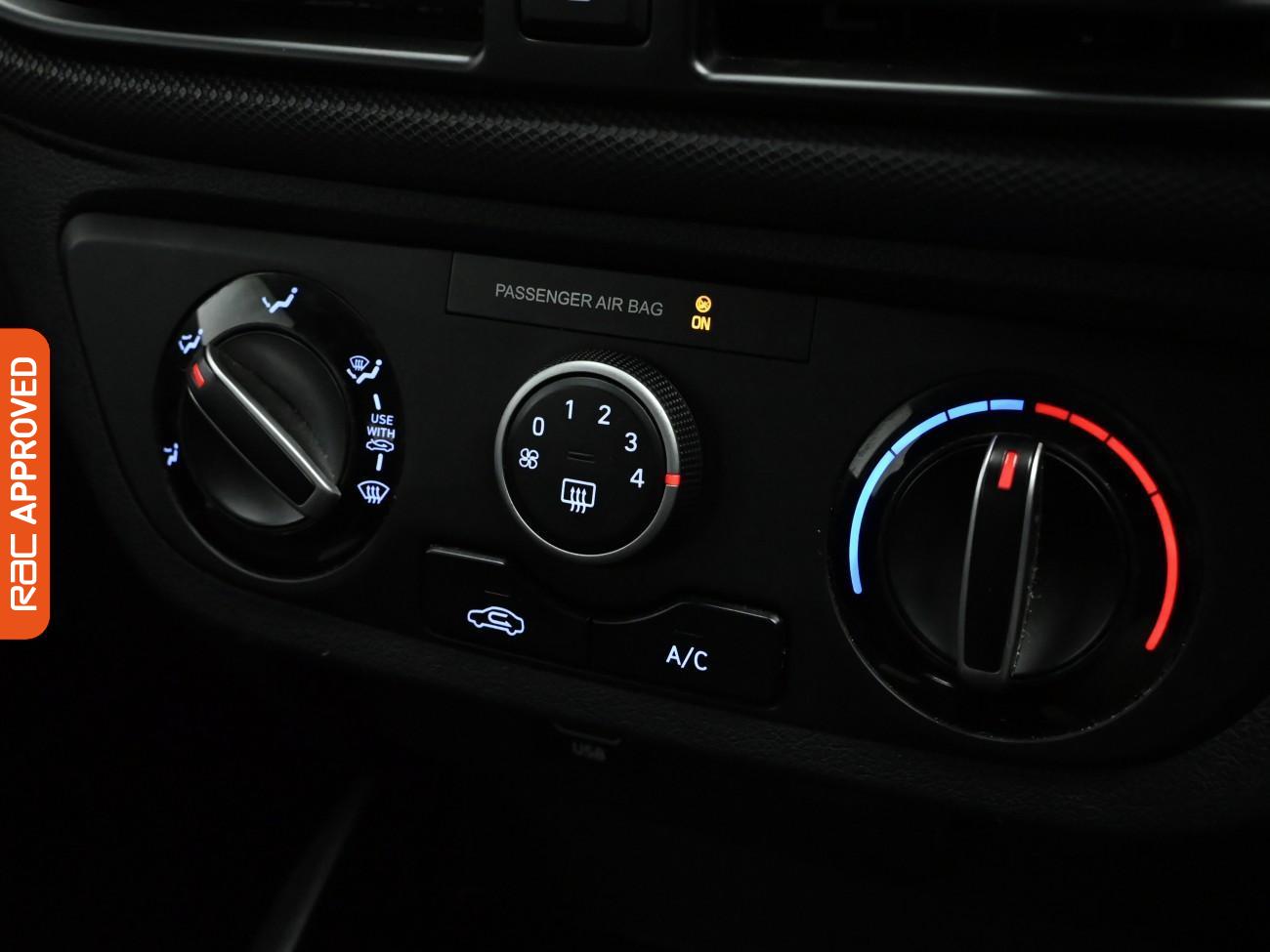 Used Hyundai i10 2021 for sale - 76697560: Photo 26