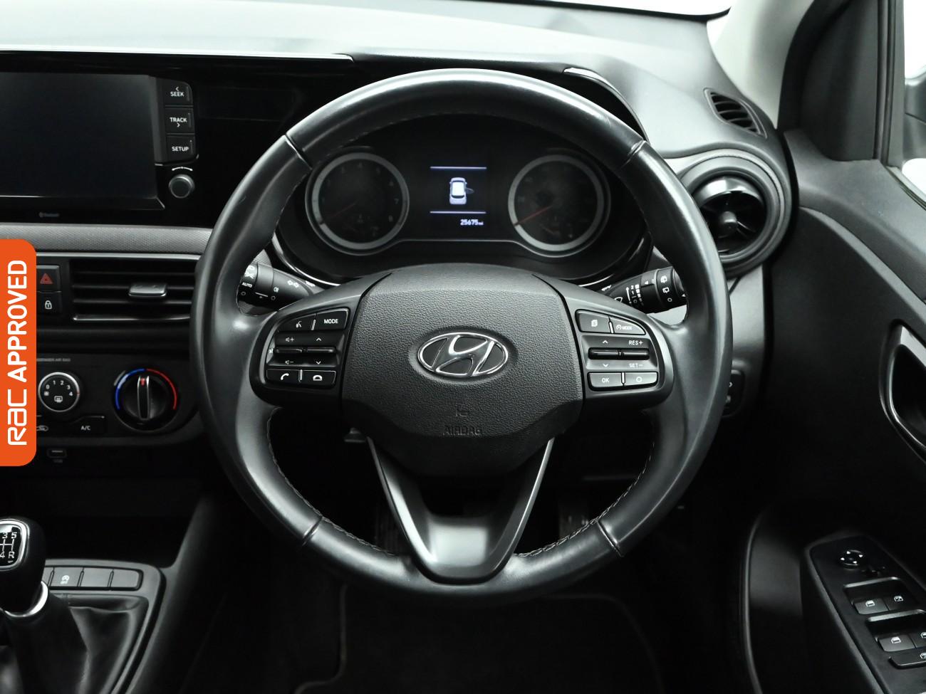 Used Hyundai i10 2021 for sale - 76697560: Photo 9