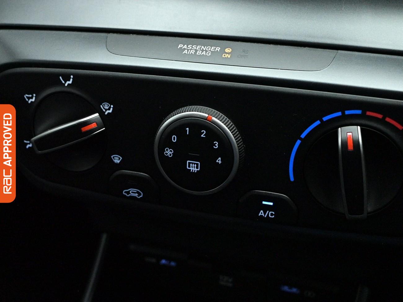 Used Hyundai i20 2021 for sale - 77943745: Photo 14