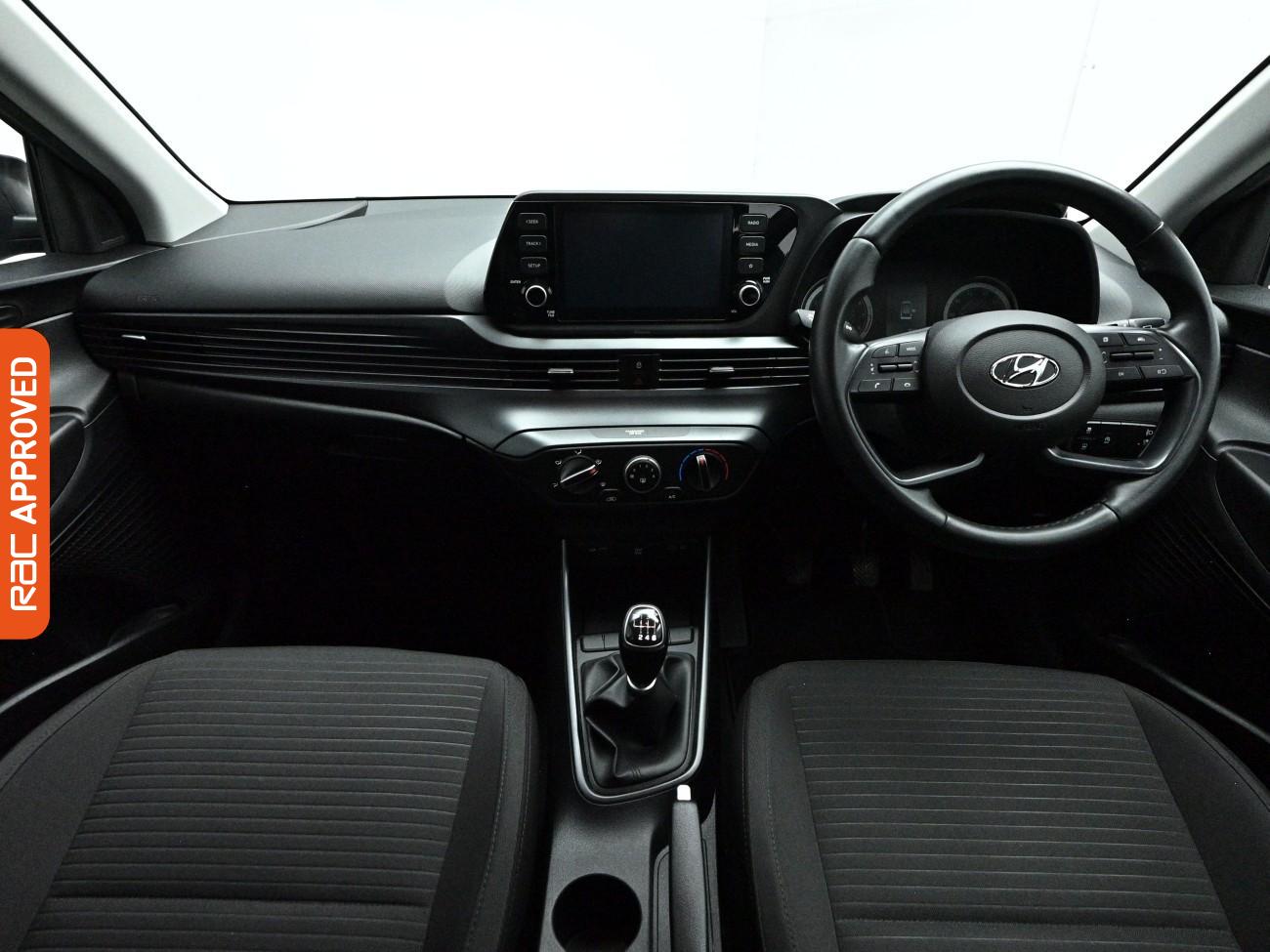 Used Hyundai i20 2021 for sale - 77943745: Photo 2