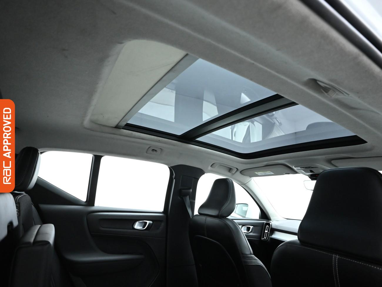 Used Volvo XC40 2018 for sale - 76288265: Photo 3