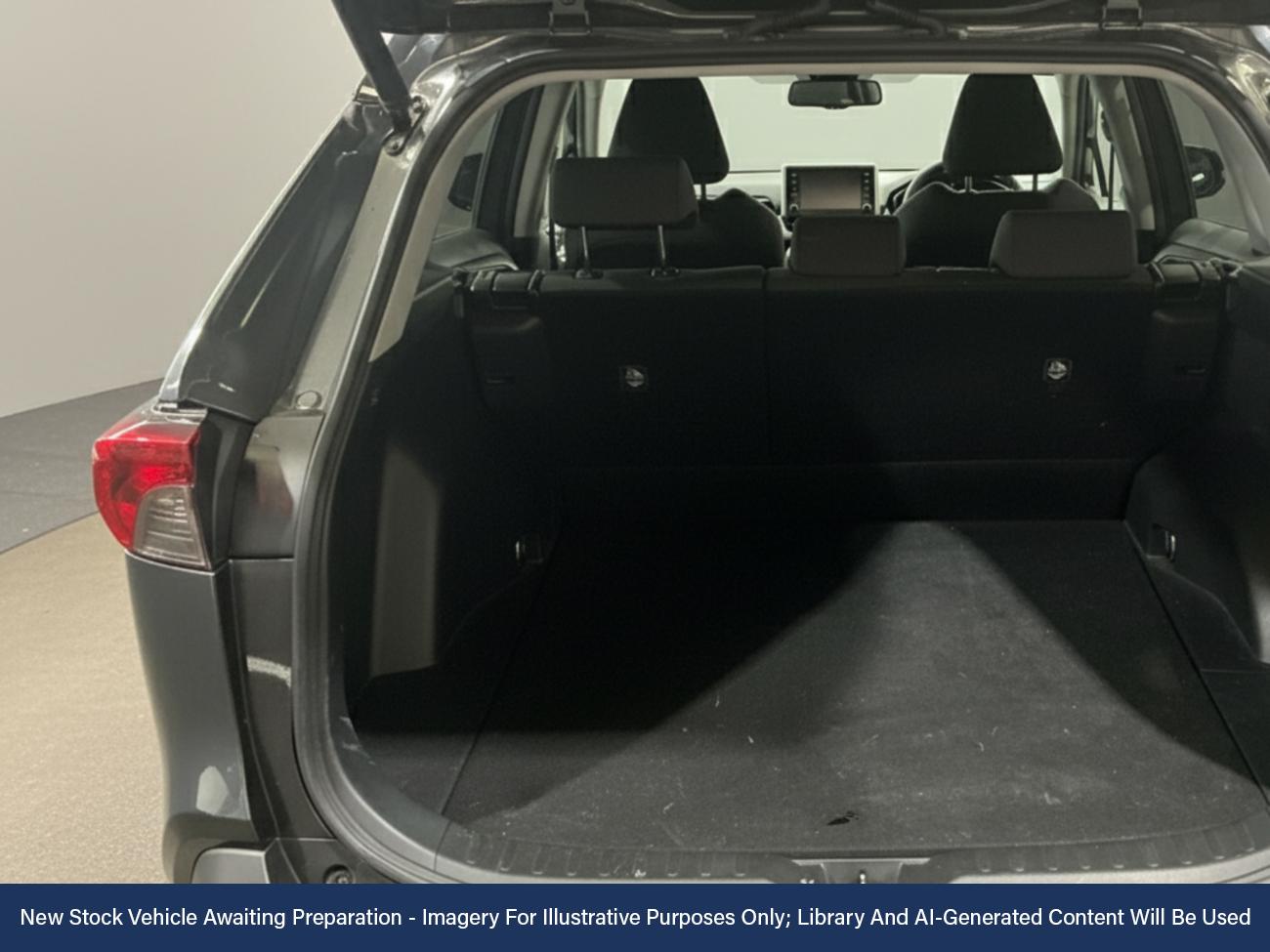 Used Toyota RAV4 2021 for sale - 76520036: Photo 6