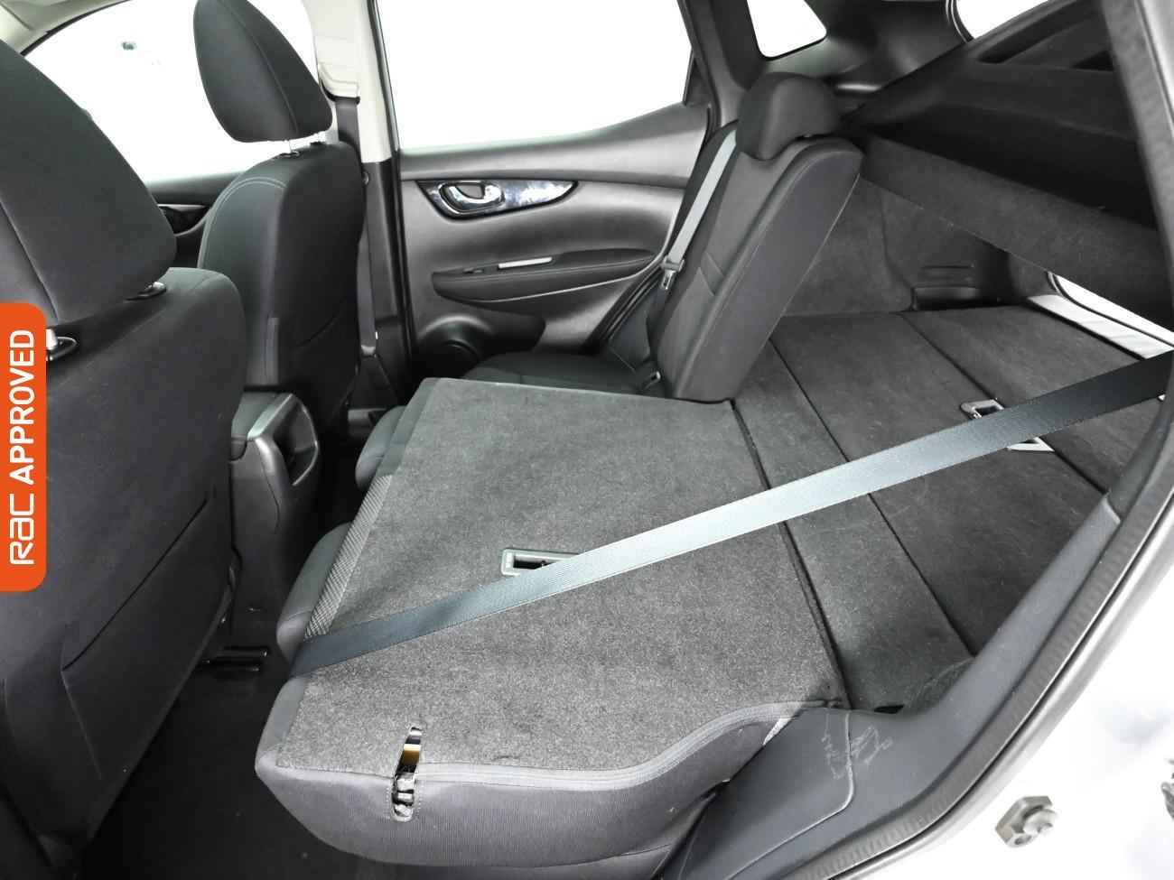 Used Nissan Qashqai 2017 for sale - 77257774: Photo 24