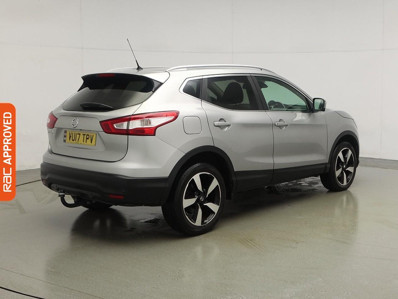Used Nissan Qashqai 2017 for sale - 77257774: Photo 31