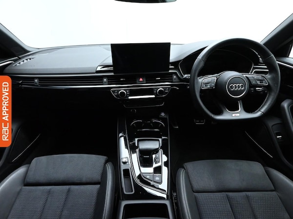 Used Audi A4 2021 for sale - 76186008: Photo 2