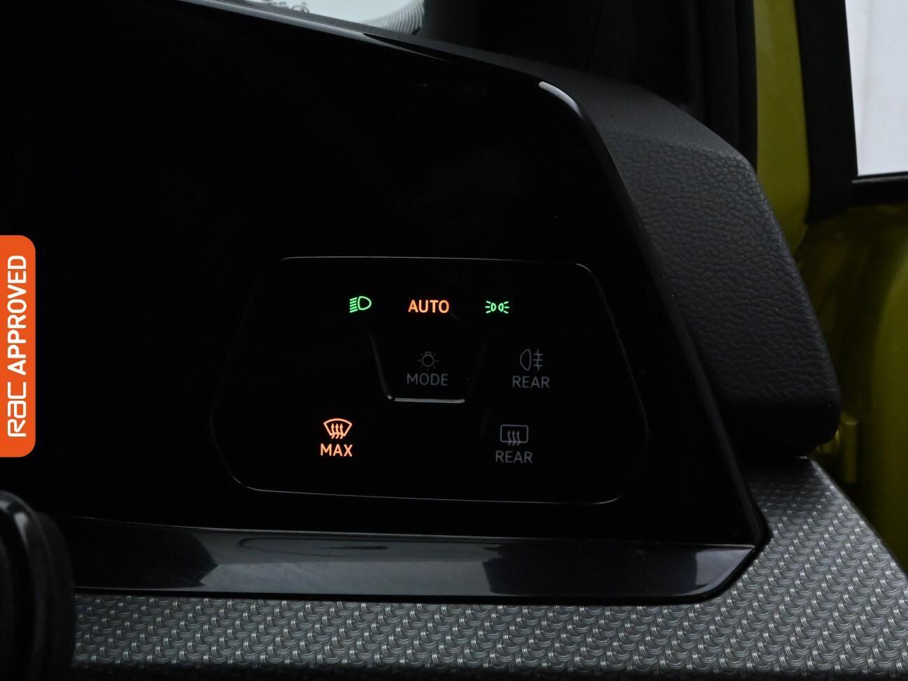 Used Volkswagen Golf 2021 for sale - 76005003: Photo 14