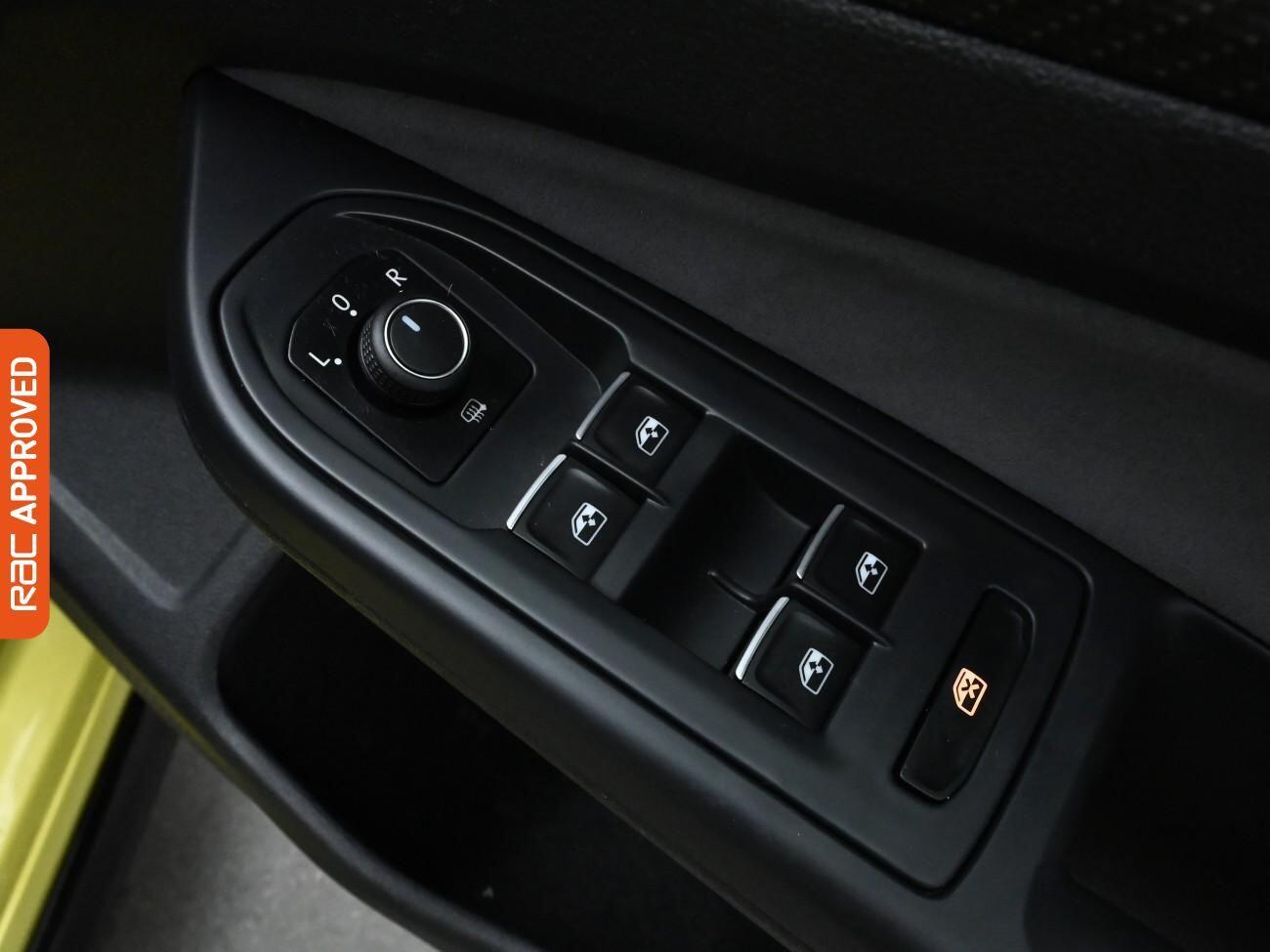 Used Volkswagen Golf 2021 for sale - 76005003: Photo 23