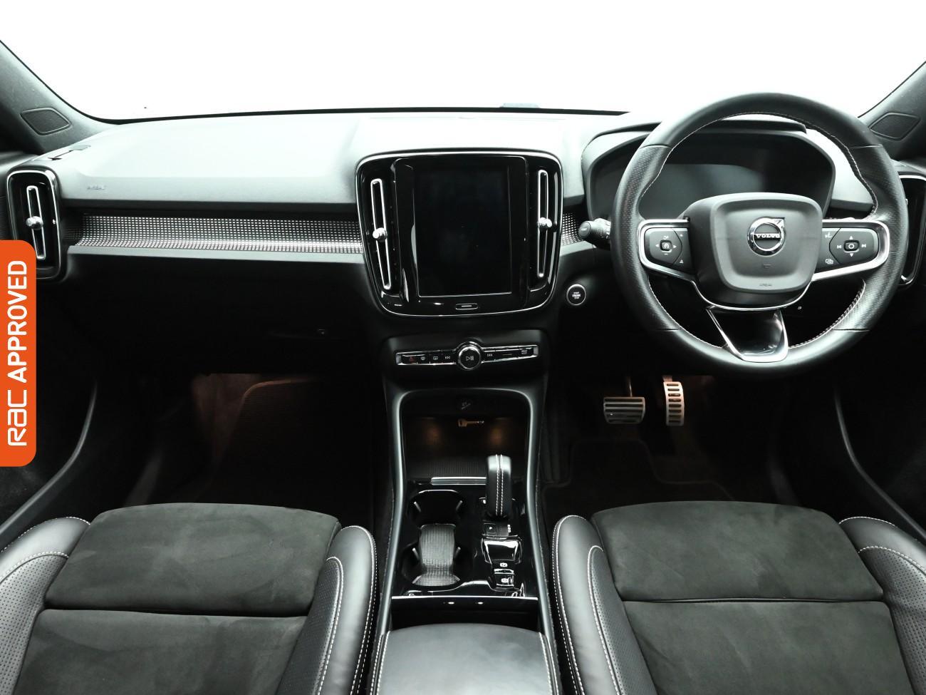 Used Volvo XC40 2021 for sale - 76979105: Photo 2