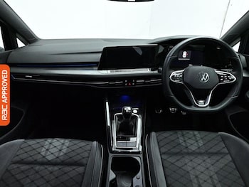 Used Volkswagen Golf 2024 for sale - 78341705: Photo