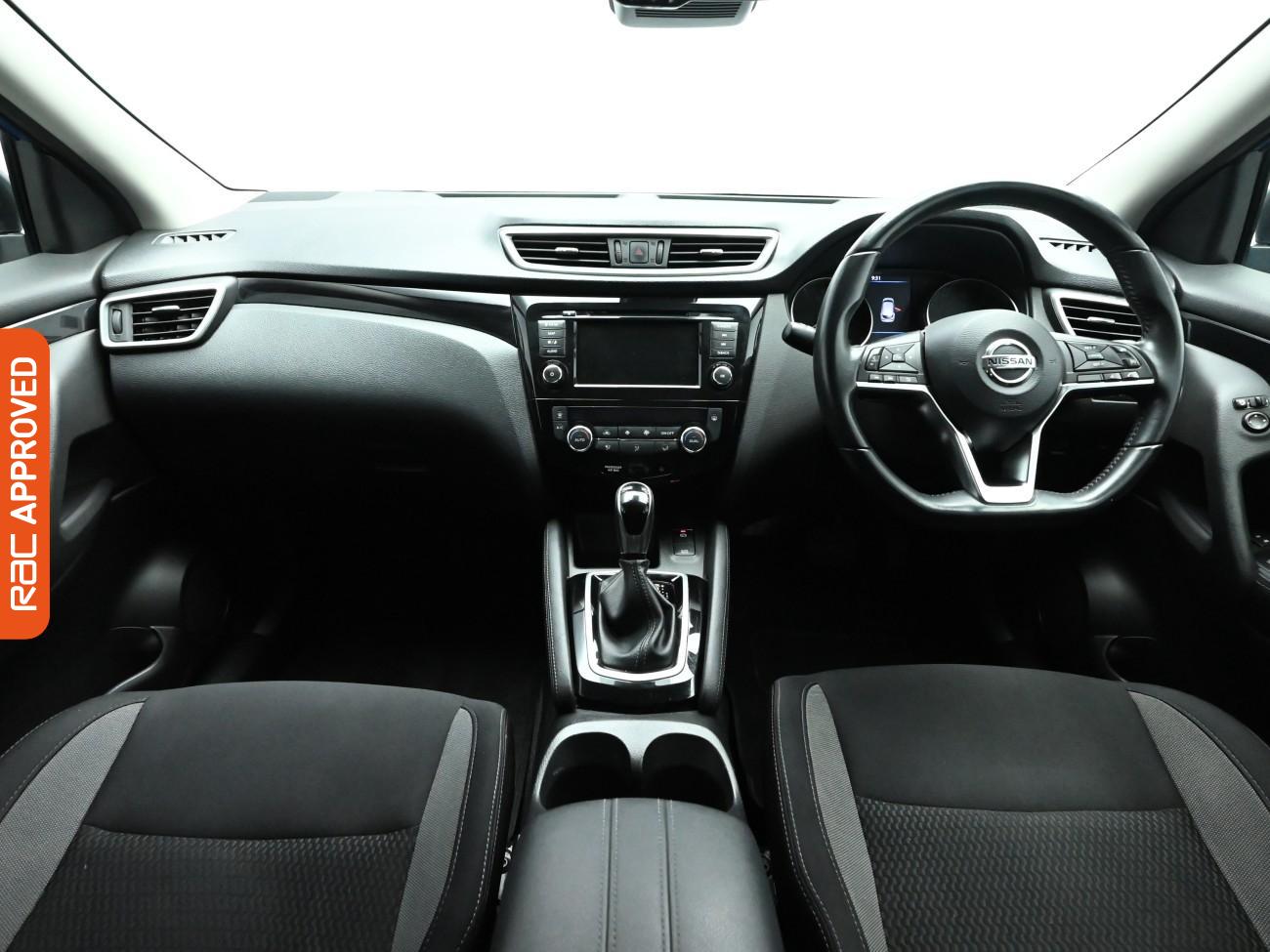 Used Nissan Qashqai 2020 for sale - 76629728: Photo 2