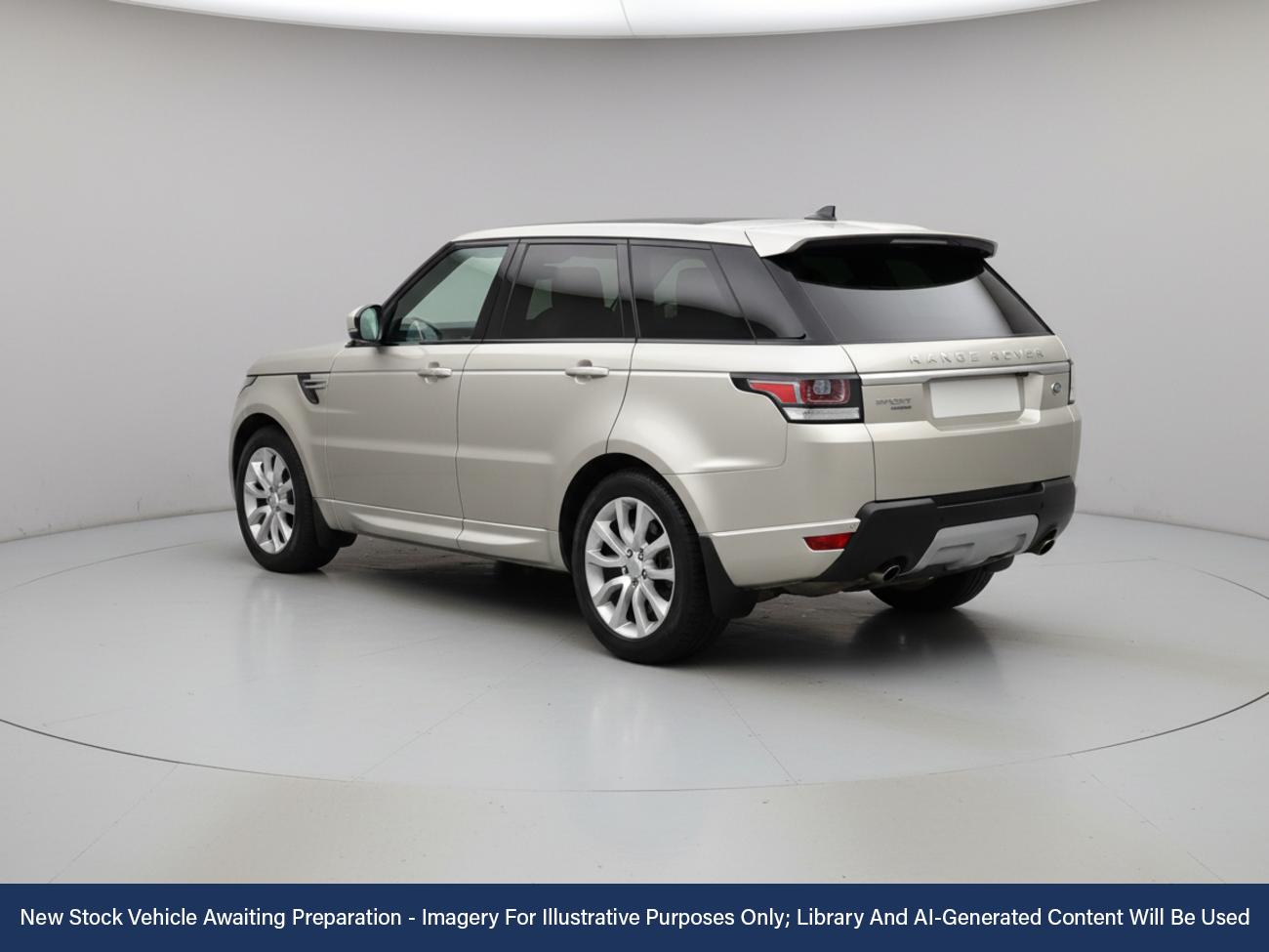 Used Land Rover Range Rover Sport 2015 for sale - 76697687: Photo 2